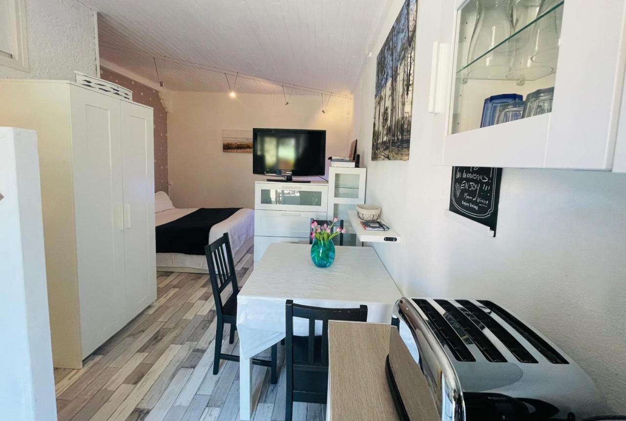 Le Chai De L'Ocean - Studio Avec Jardin Et Terrasse - Plage 300 M Soulac-sur-Mer Kültér fotó